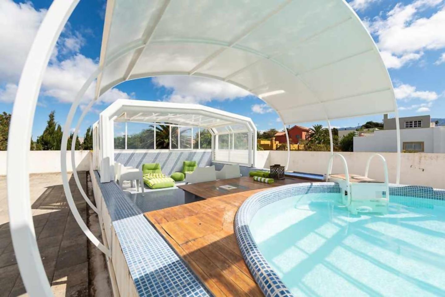 Amplia Villa De Lujo Con Piscina Climatizada Las Palmas de Gran Canaria Extérieur photo